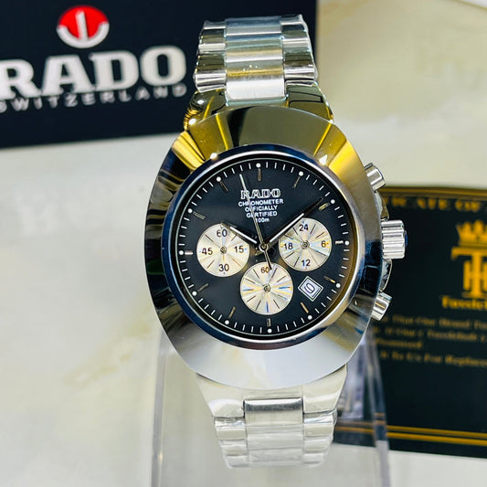 Chronometer Watch With Vintage-Inspired Design